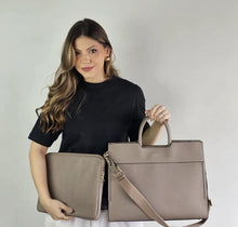 Carregar imagem no visualizador da galeria, SABRYNA - Bolsa Pasta para Notebook
