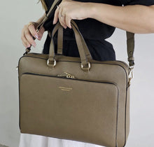 Carregar imagem no visualizador da galeria, ANABELLE - Bolsa Pasta de Notebook
